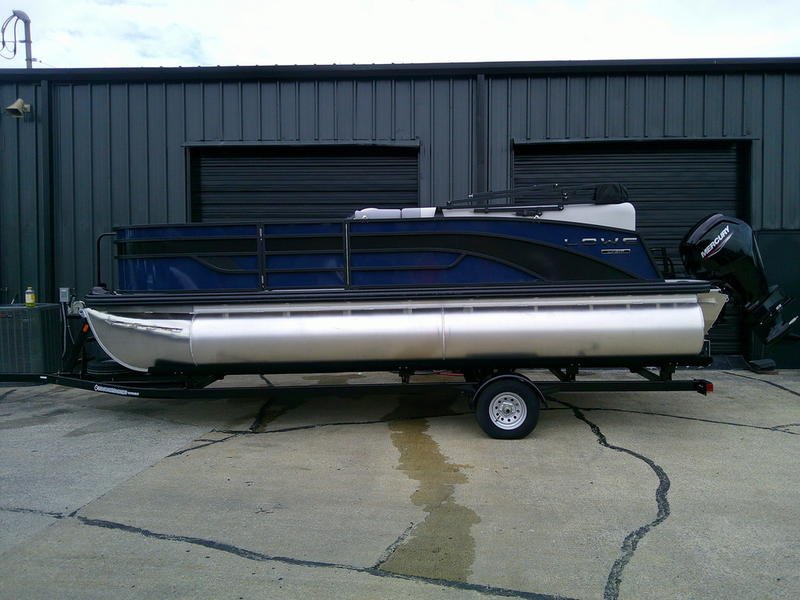 2025 Lowe Boats SF212 WT TL